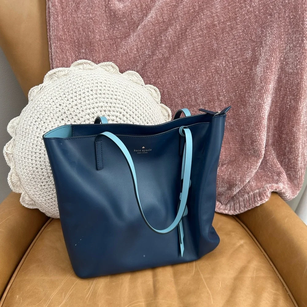 Large Leather Kate Spade Handbag - Picture 4 of 4